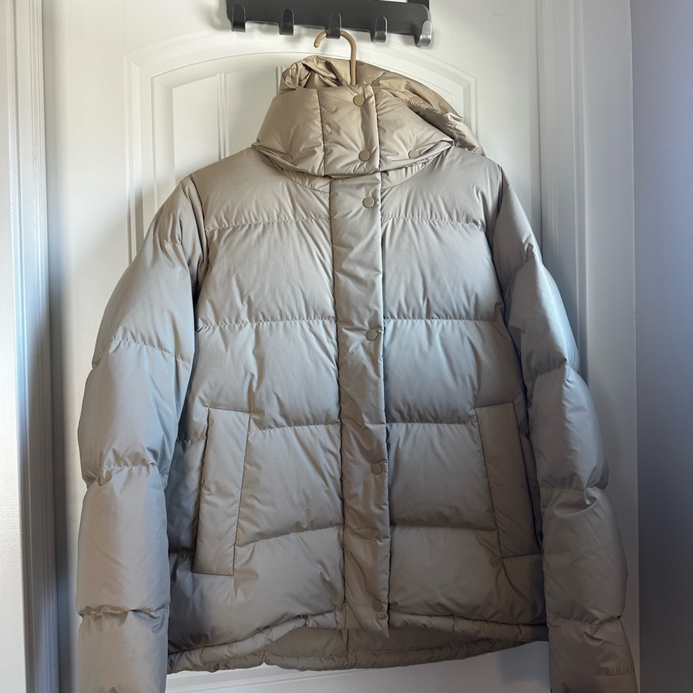 NWOT Lululemon Wonderpuff Down Jacket